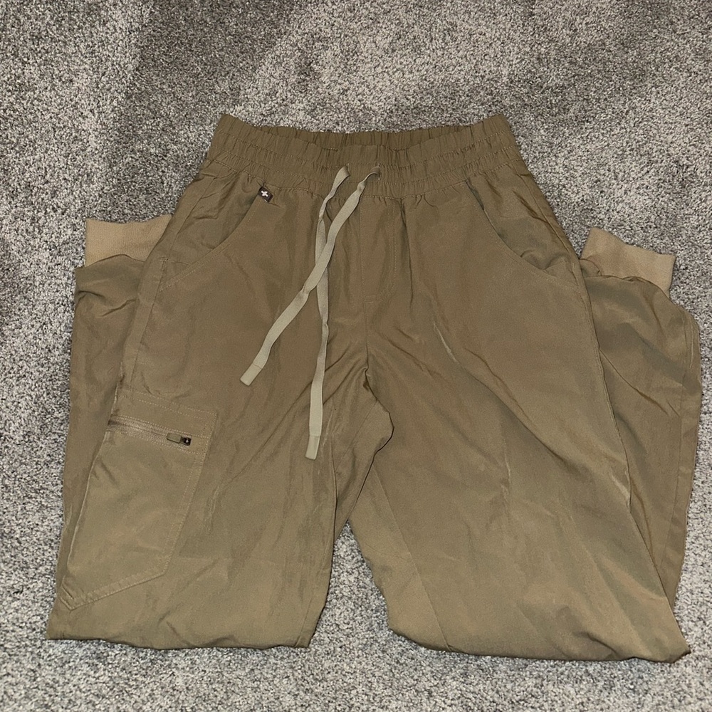 FIGS scrub pants. Jogger style. Size XS.